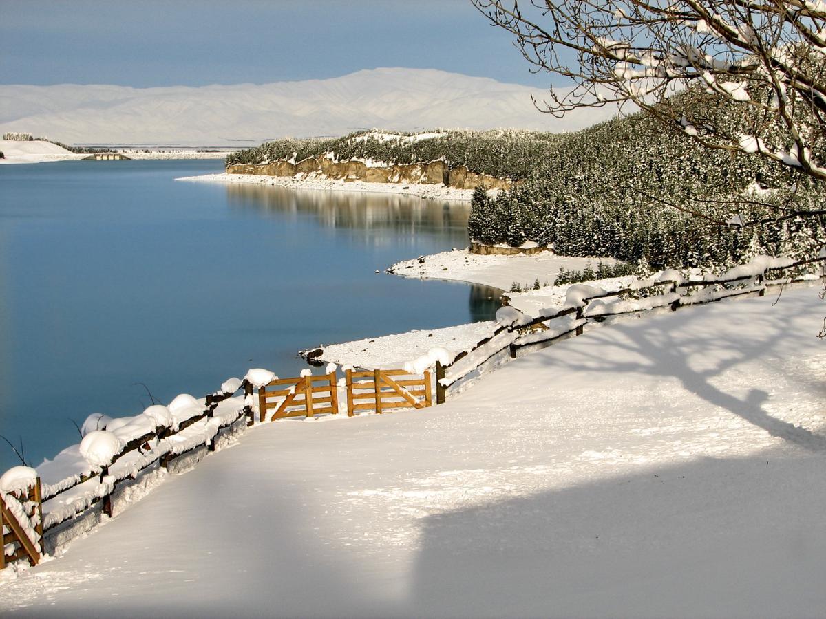 Pukaki Lakeside Getaway Nz Buitenkant foto